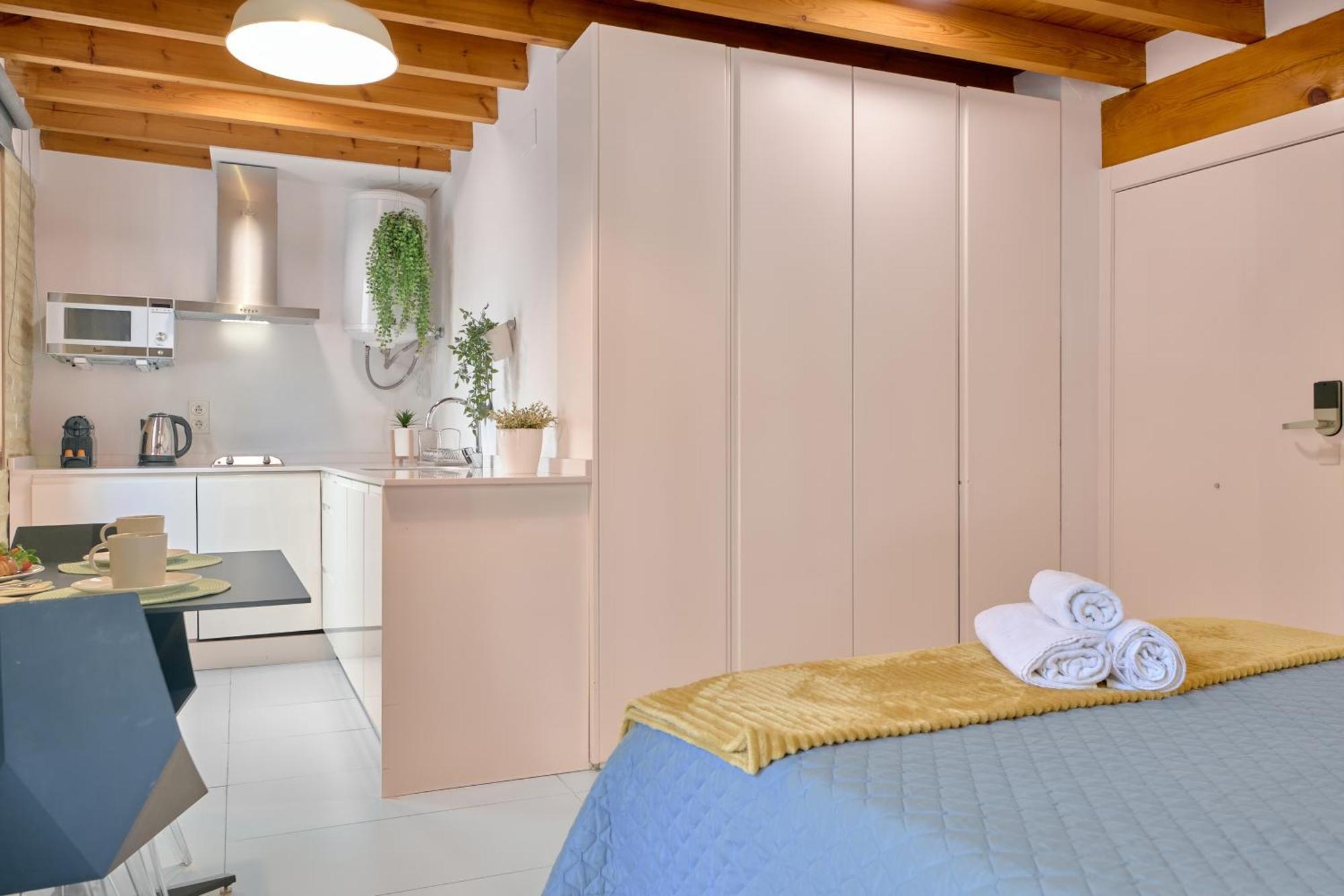 Apartamento De Diseno En La Plaza Del Carmen F1 Valencia Exterior photo