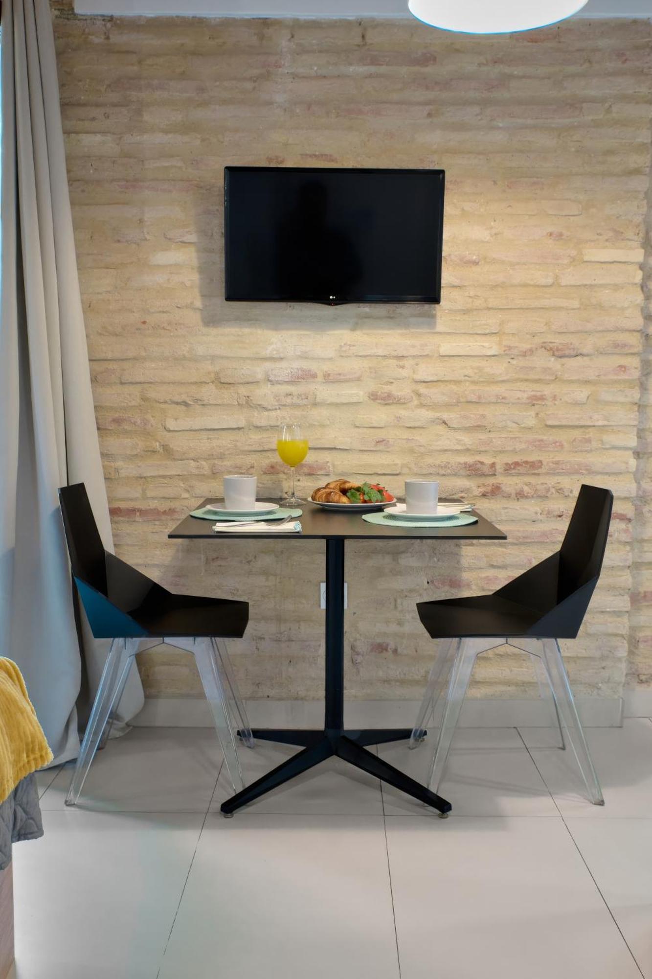 Apartamento De Diseno En La Plaza Del Carmen F1 Valencia Exterior photo