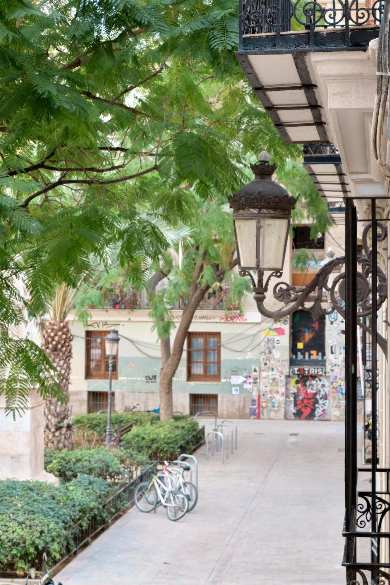 Apartamento De Diseno En La Plaza Del Carmen F1 Valencia Exterior photo